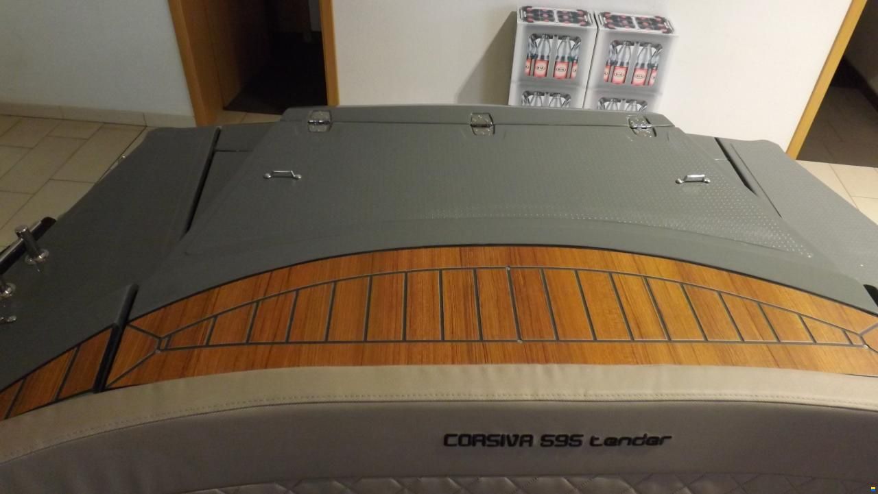 Corsiva 595 Tender