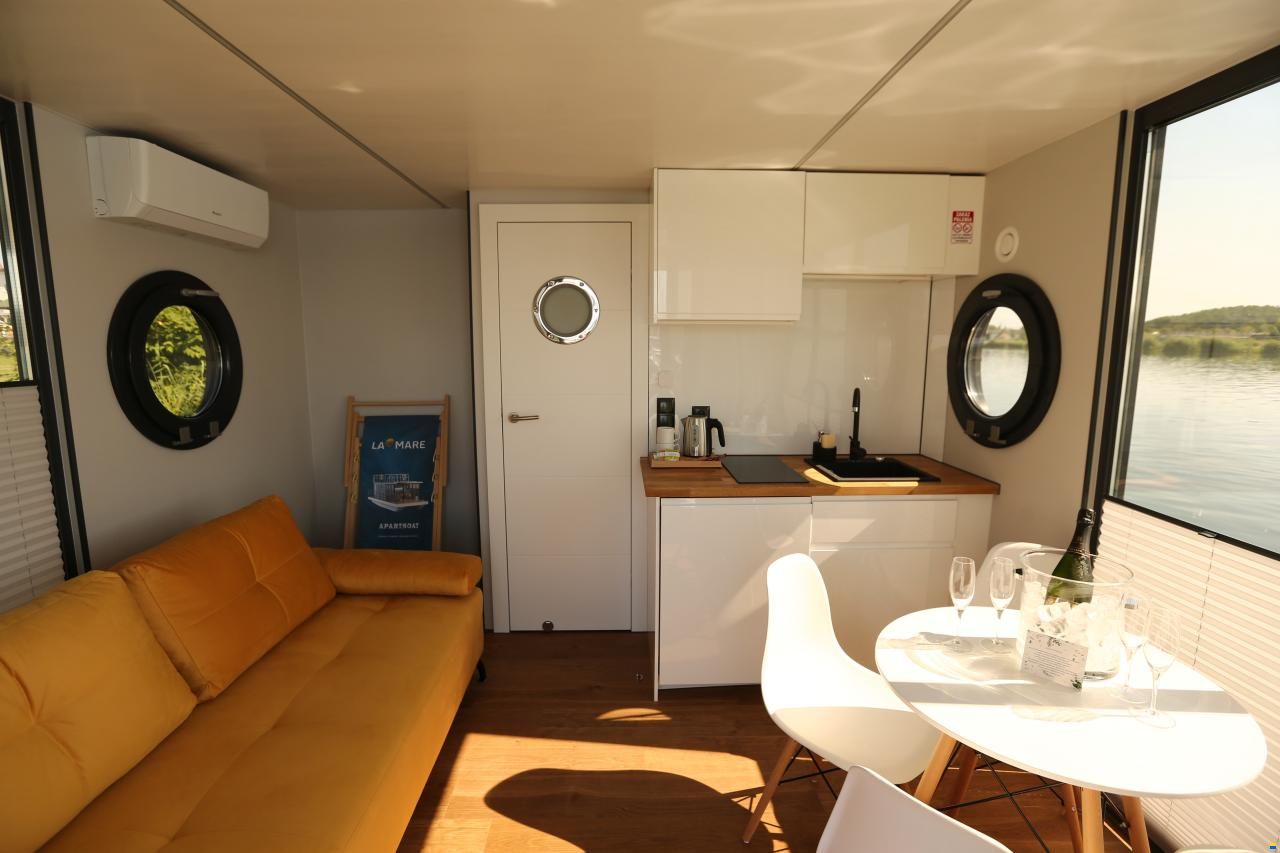 La Mare APART M