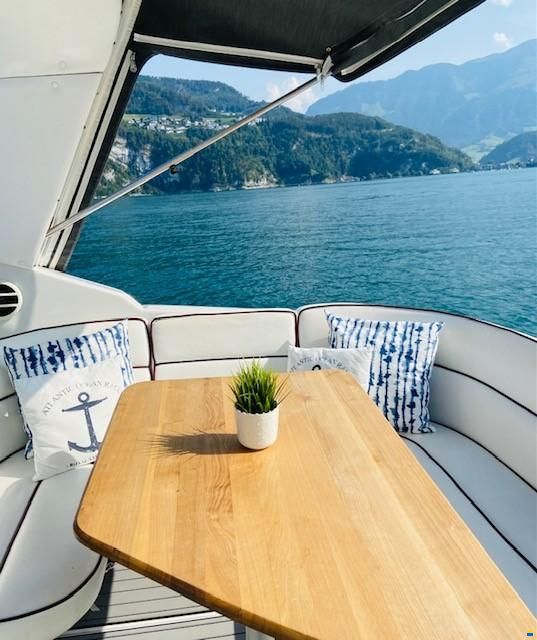 Chris Craft Crowne 322