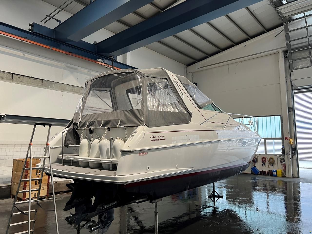 Chris Craft Crowne 322