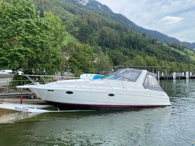 Chris Craft Crowne 322