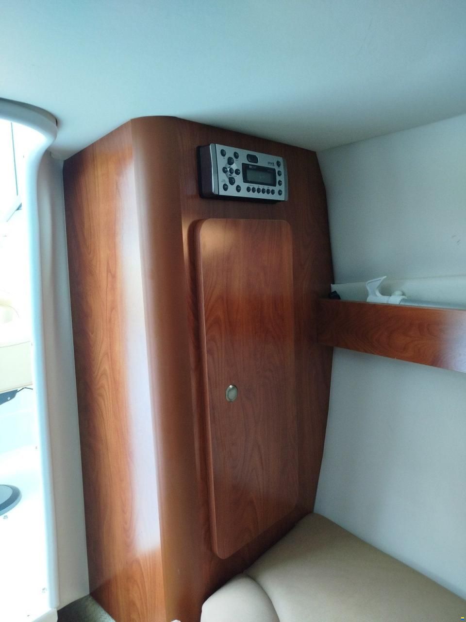 Rinker 246