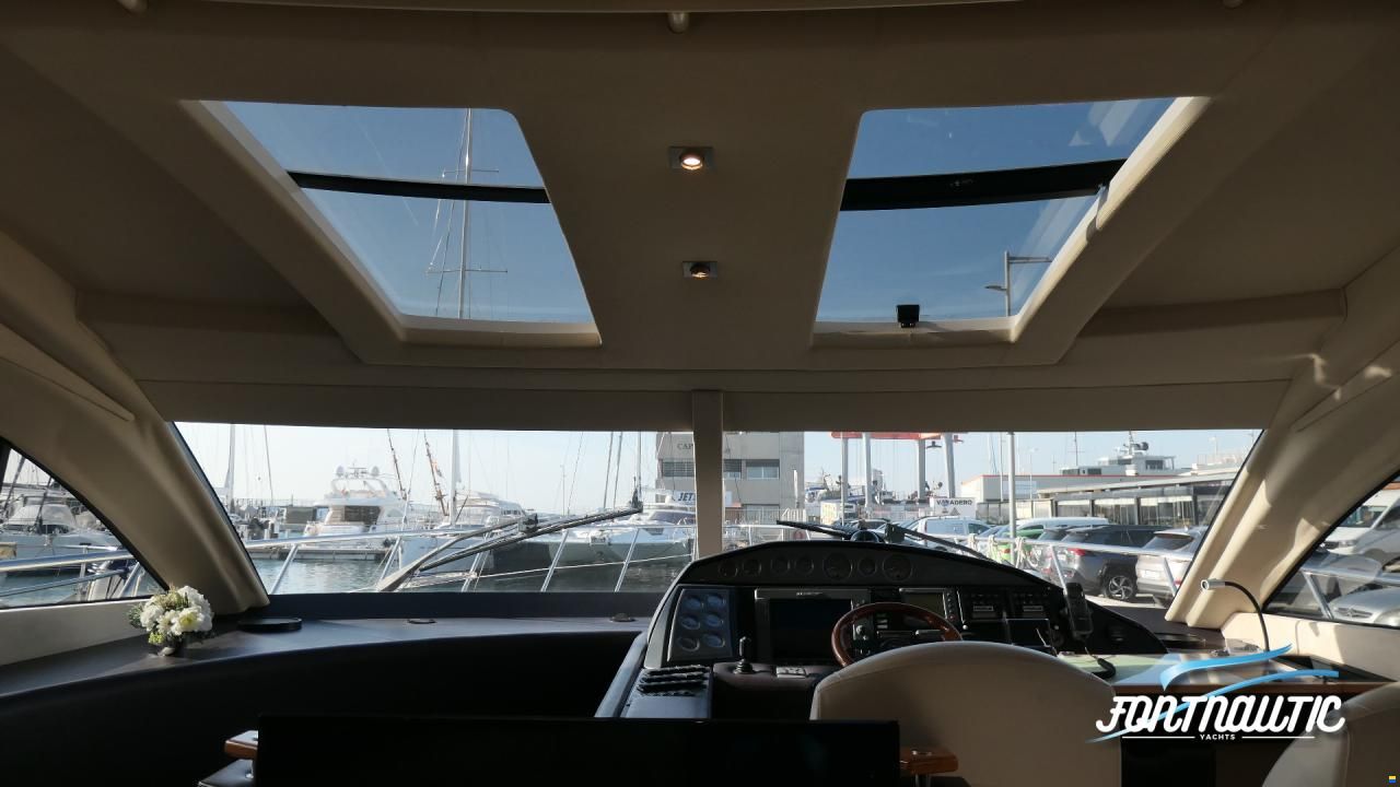 Sealine T60