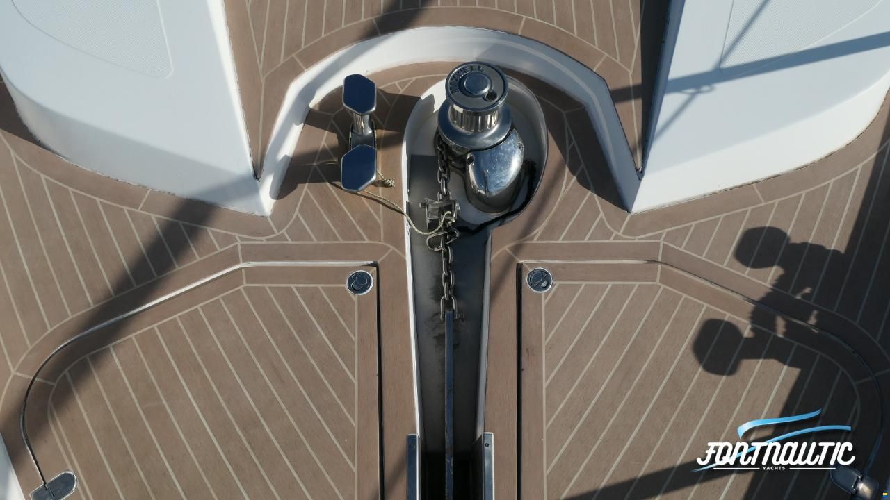 Sealine T60