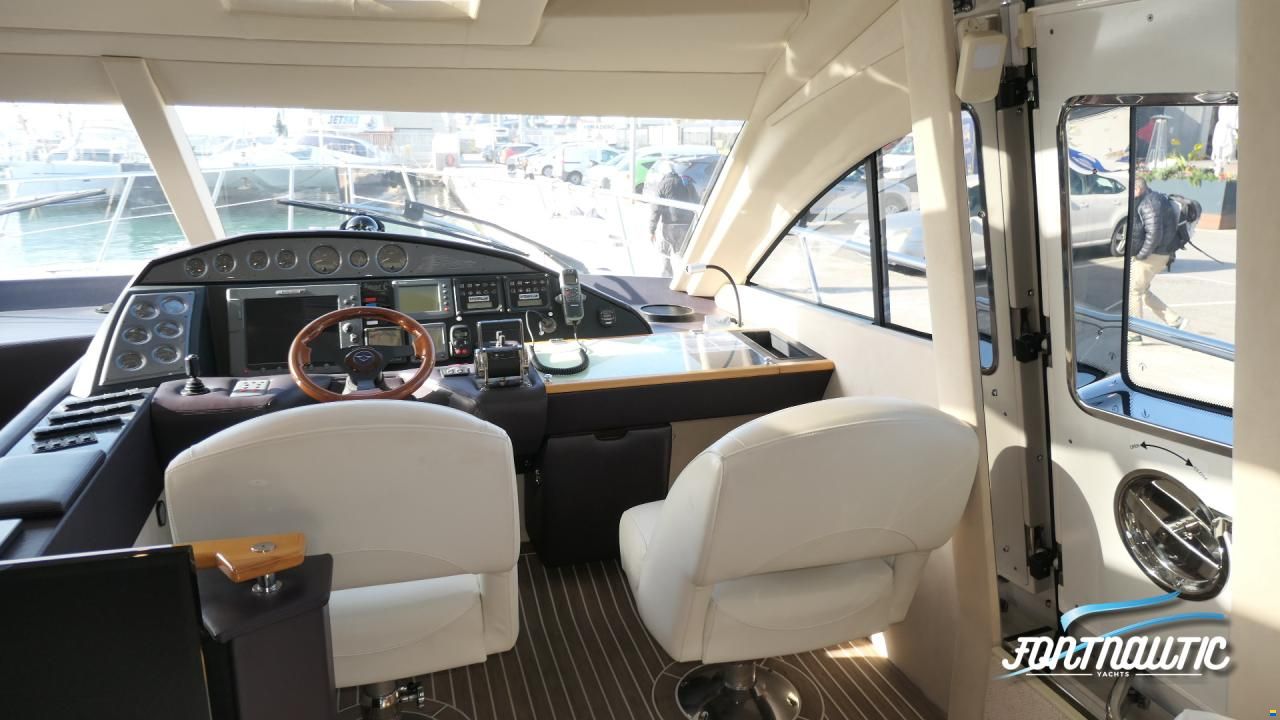 Sealine T60