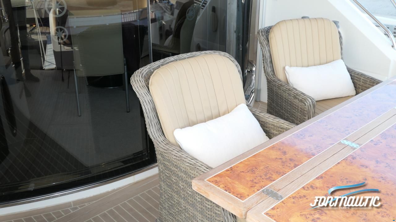 Sealine T60