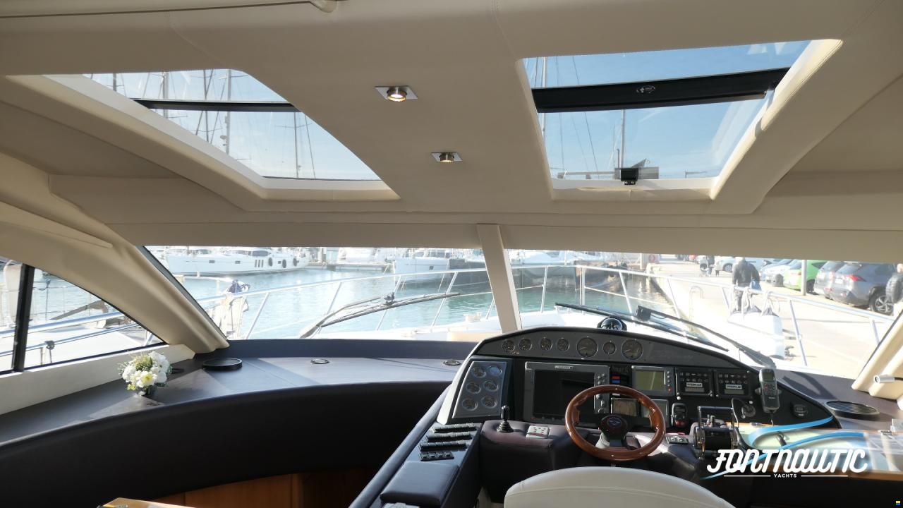 Sealine T60