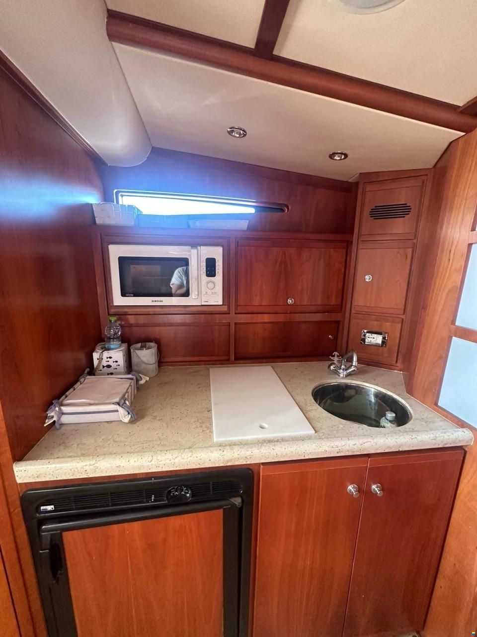 Bertram Yacht 360 Moppie