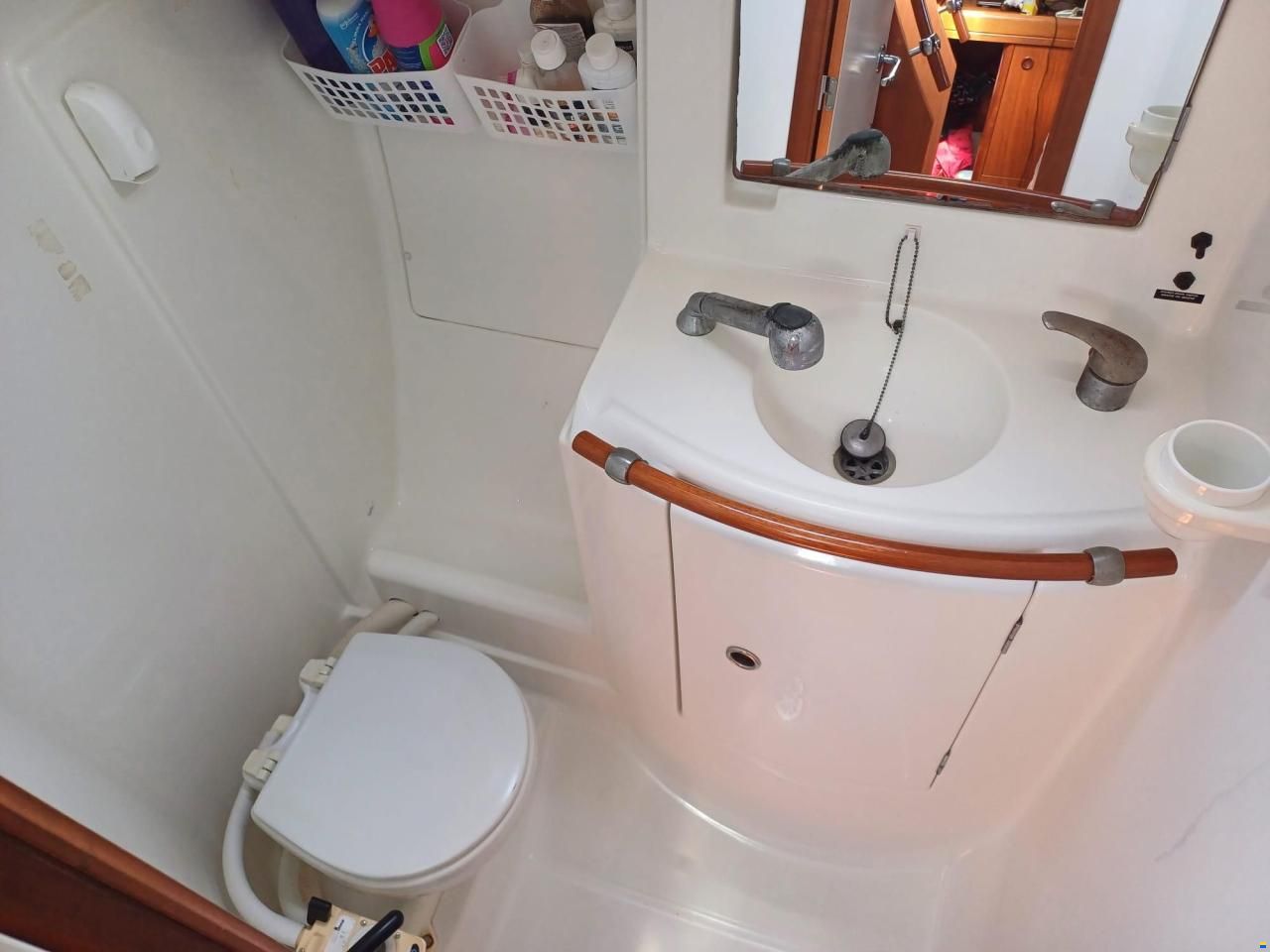 Beneteau Oceanis 411
