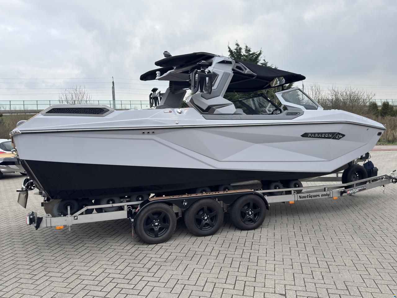 Nautique PARAGON 23