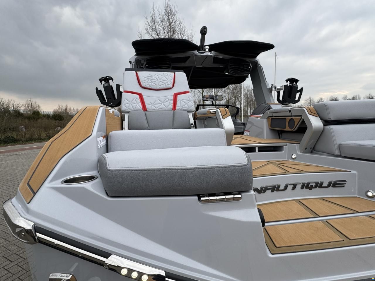 Nautique PARAGON 23