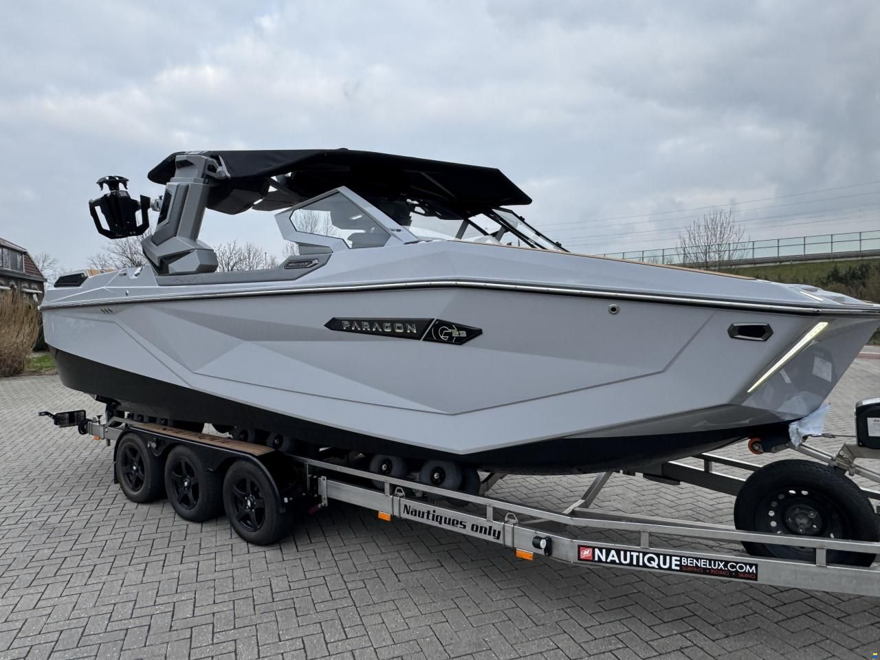 Nautique PARAGON 23