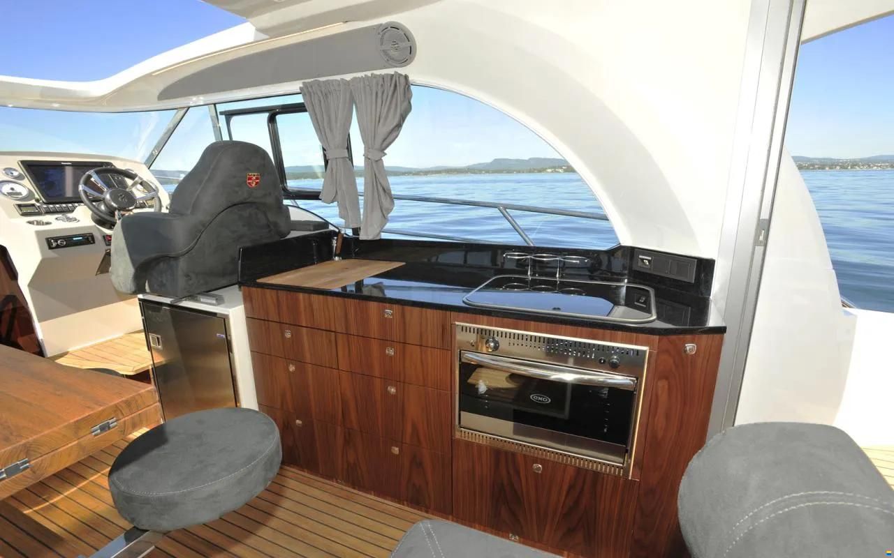 Marex 375 Sun Cruiser