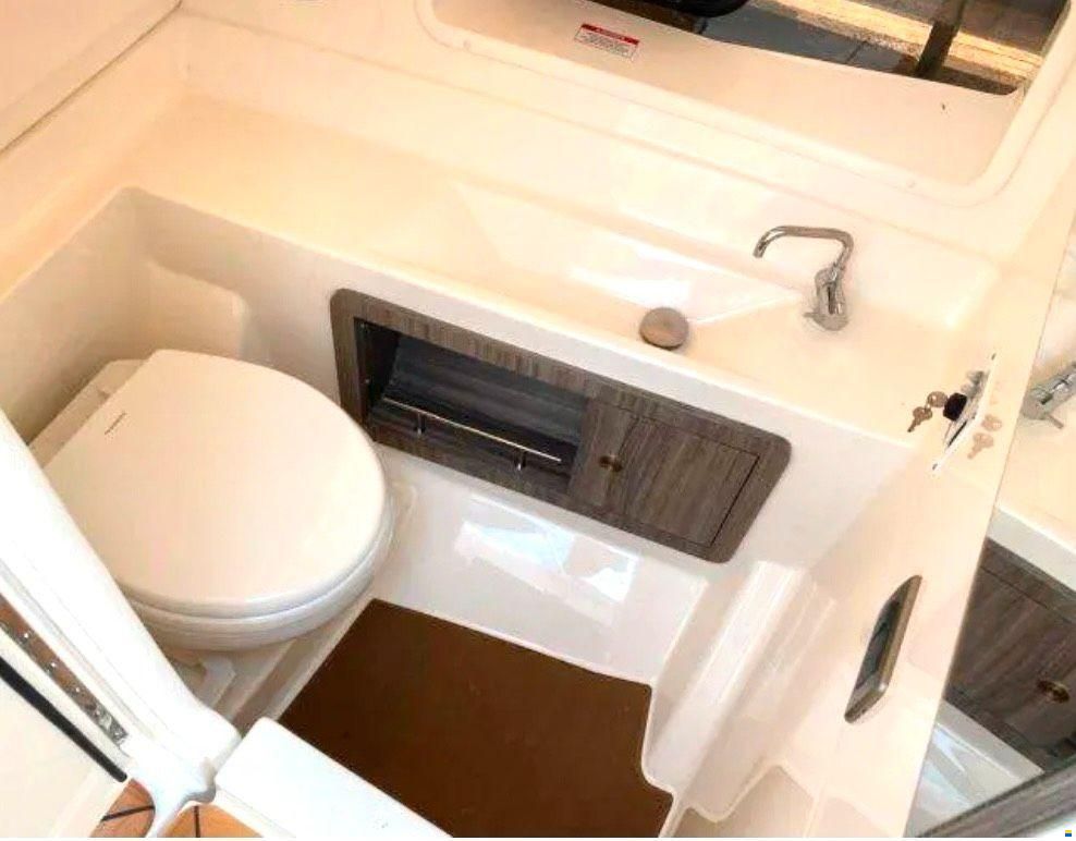 Sea Ray SLX 350