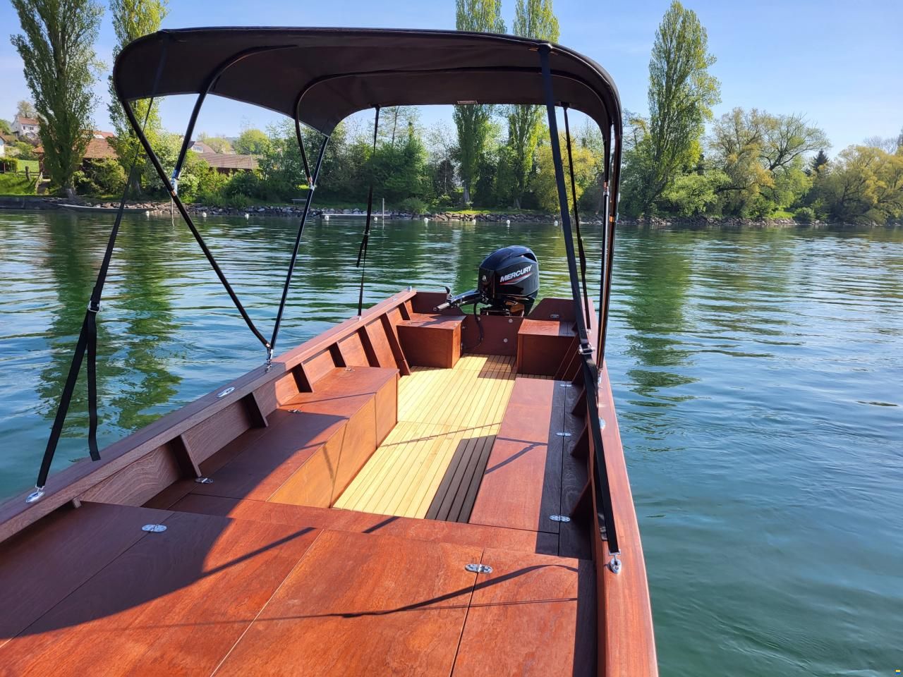 WeiBo Luxury Tradition Fährboot/Weidling