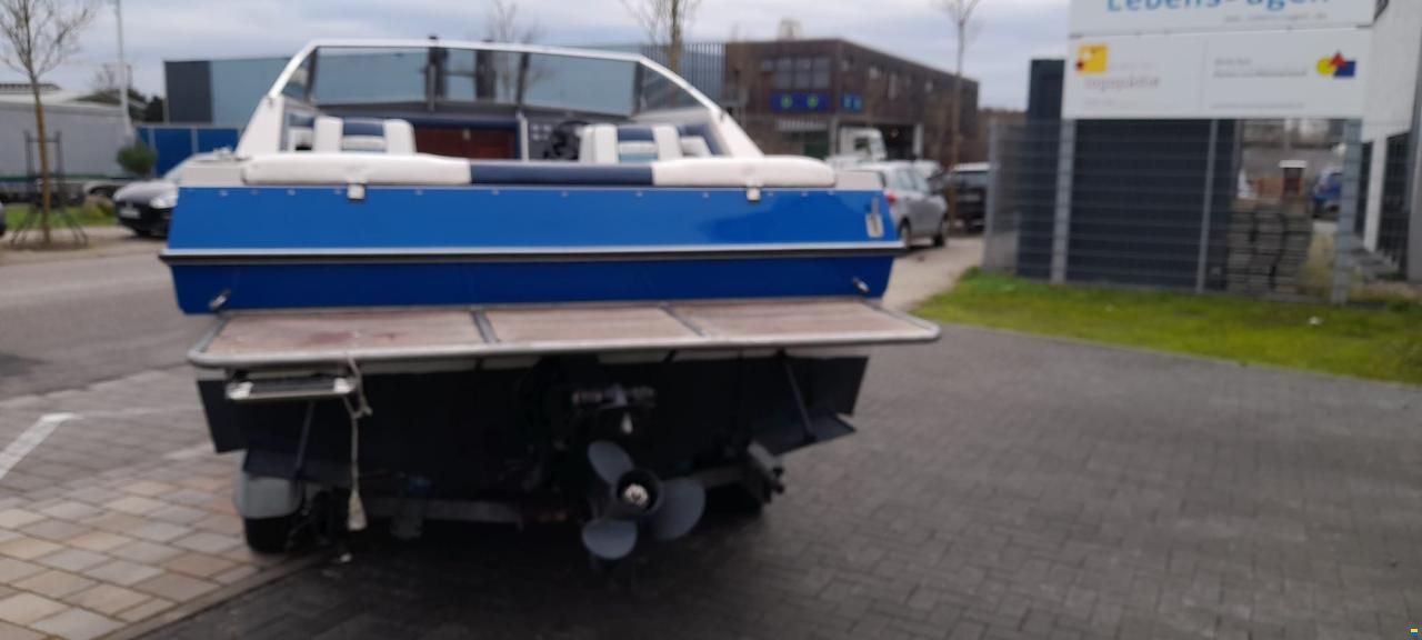 Chris Craft TOP CAVALIER 190