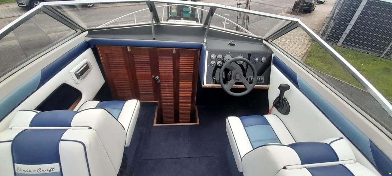 Chris Craft TOP CAVALIER 190