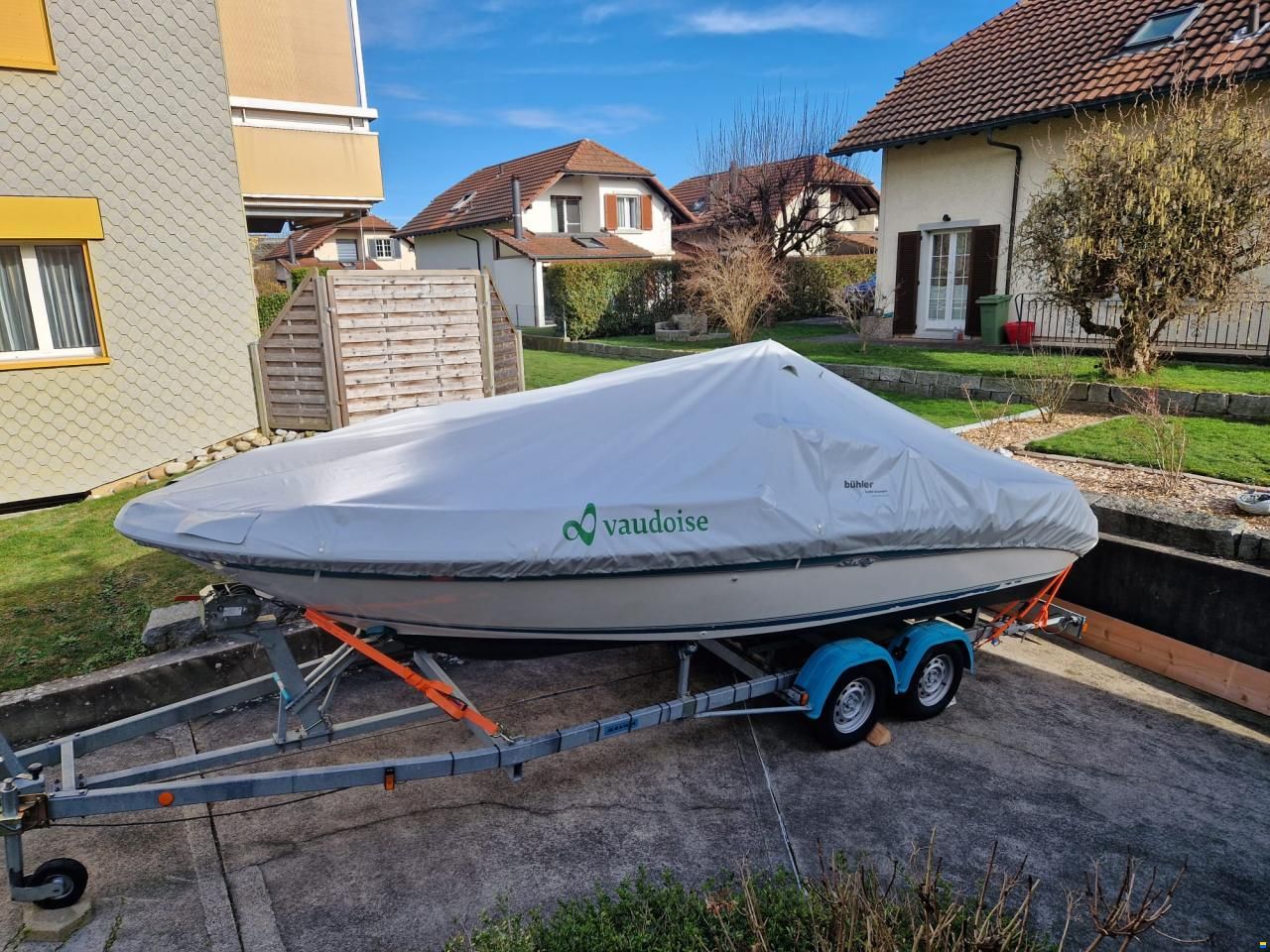 Sea Ray 220