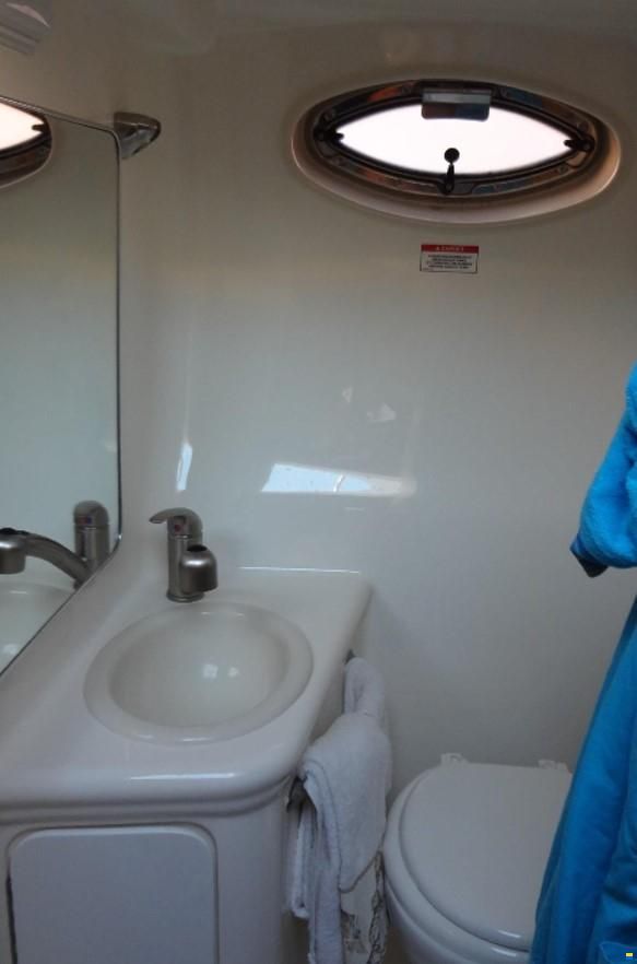 Sea Ray 255 Sundancer