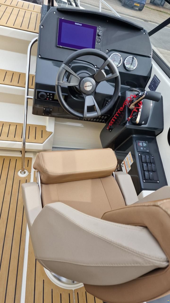 Quicksilver 805 Activ Cruiser