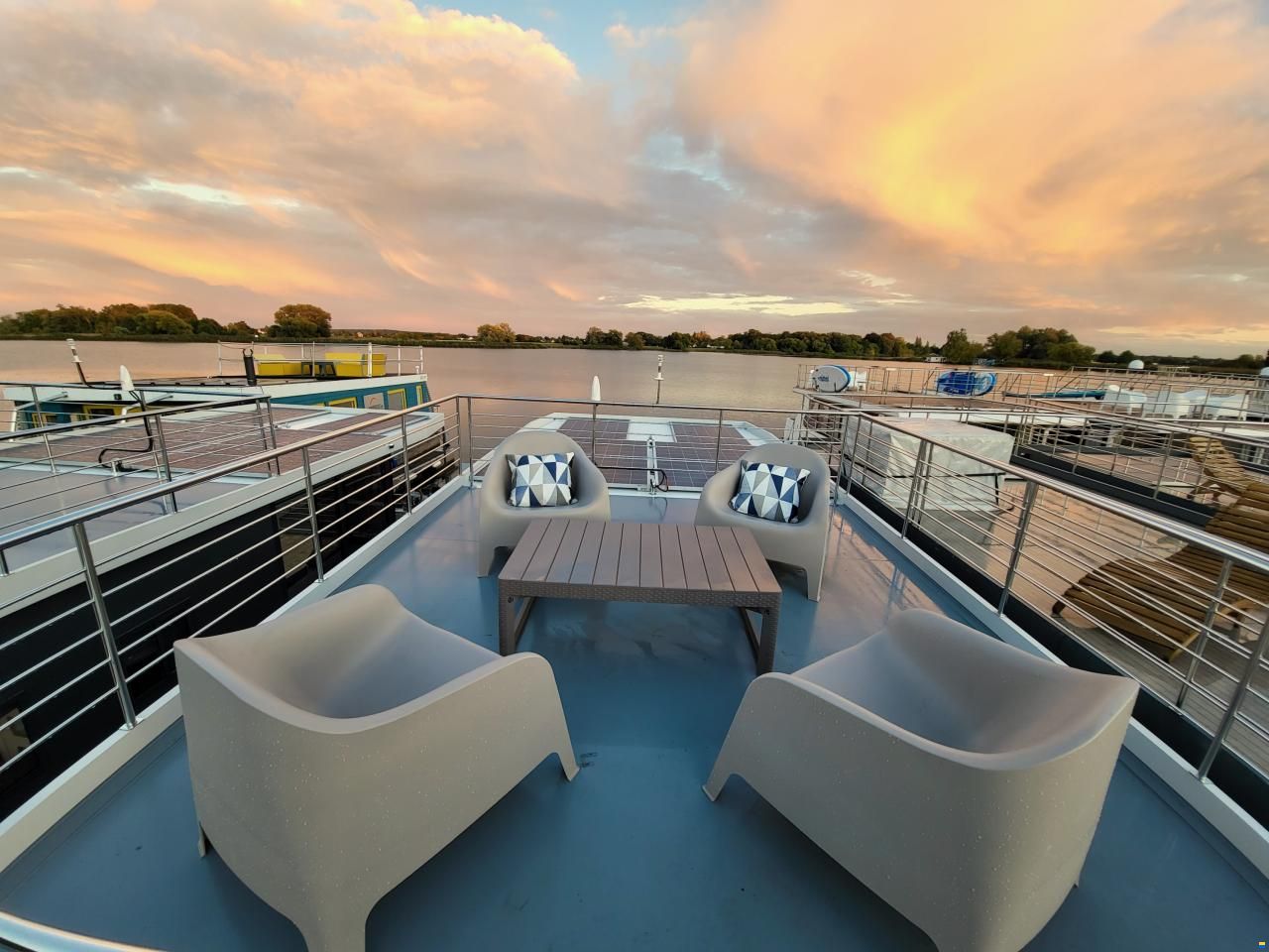 Waterbus Independent Mini