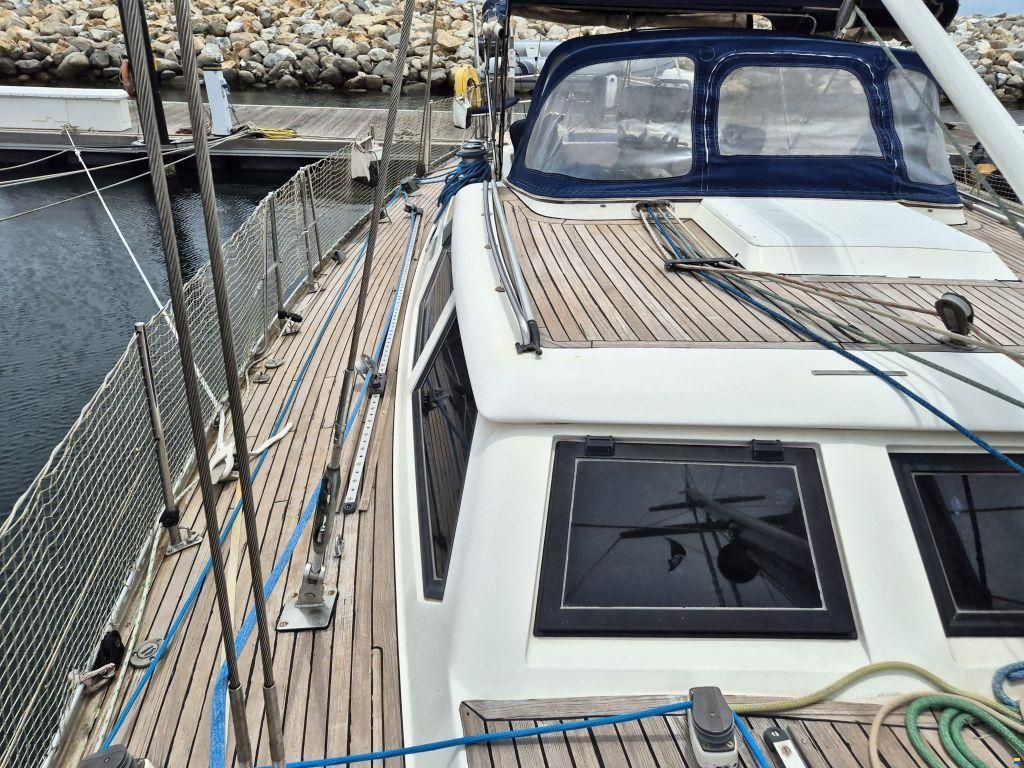 Oyster 55