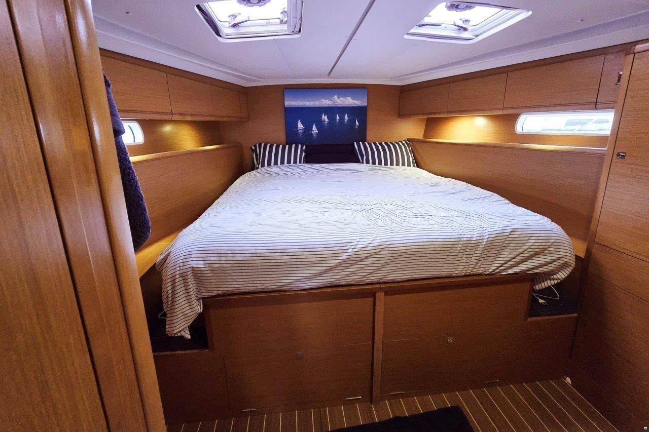 Jeanneau 53