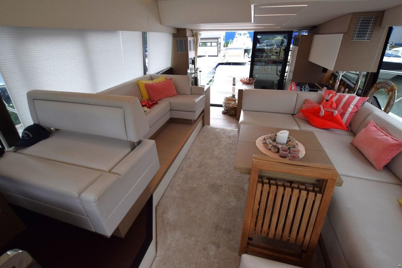 Prestige 520