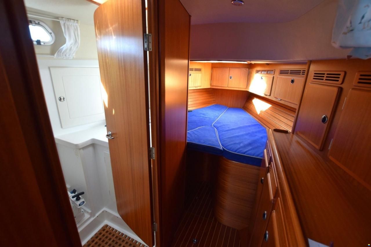 Hallberg-Rassy 43