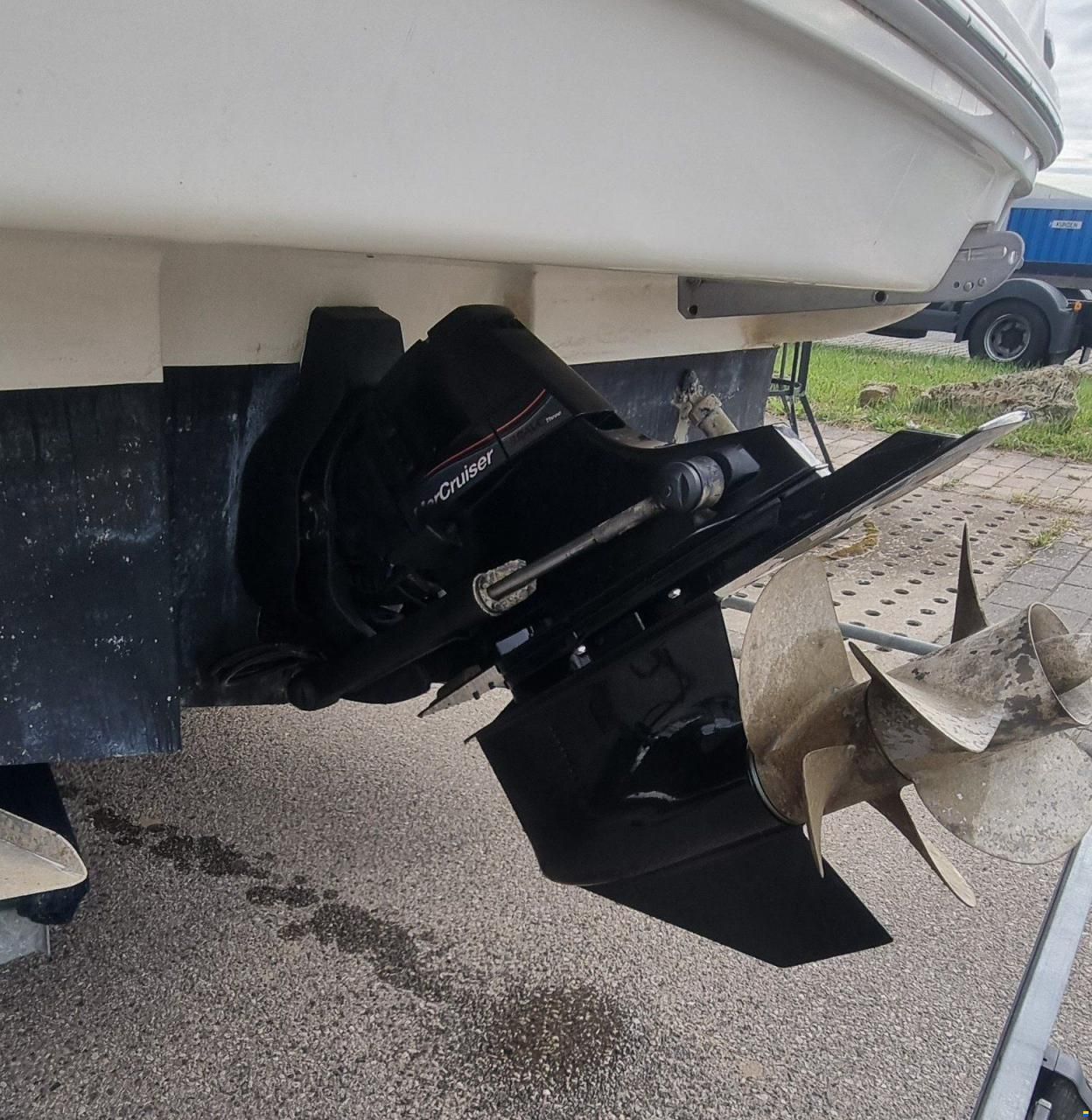 Sea Ray 245 SUNDANCER MIT 5,0L MPI
