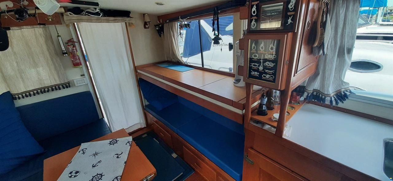 American Marine GRAND BANKS 32