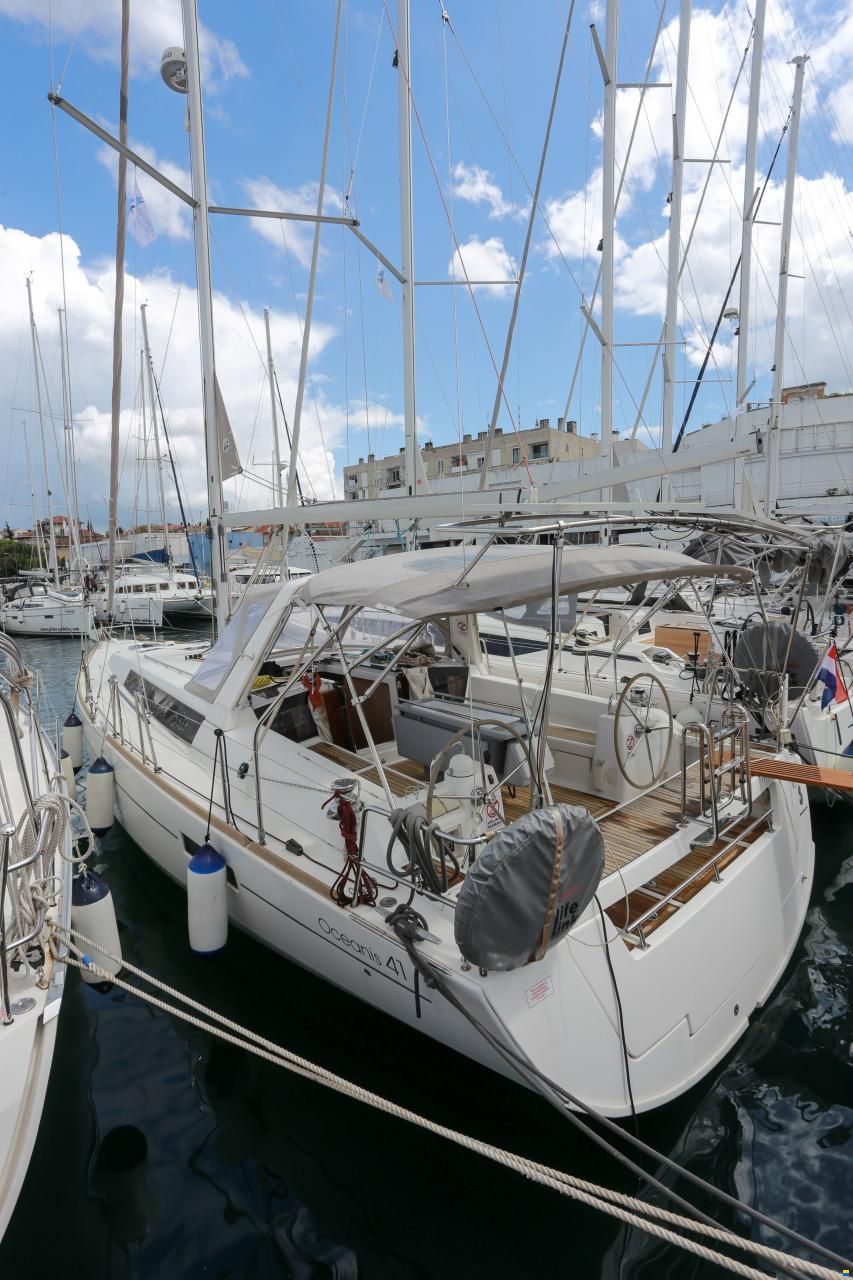 Beneteau Oceanis 41