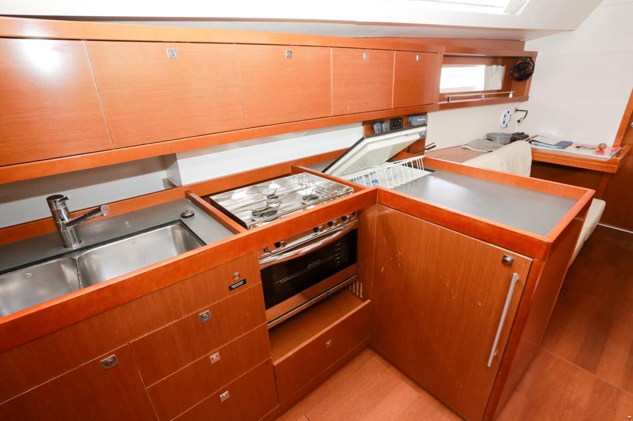 Beneteau Oceanis 41