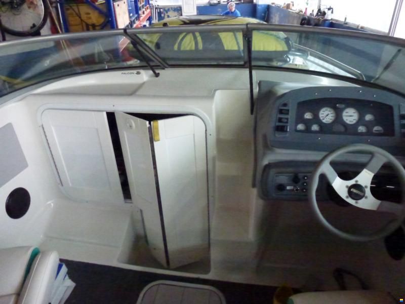 Falcon Yachts GB 2270 CD