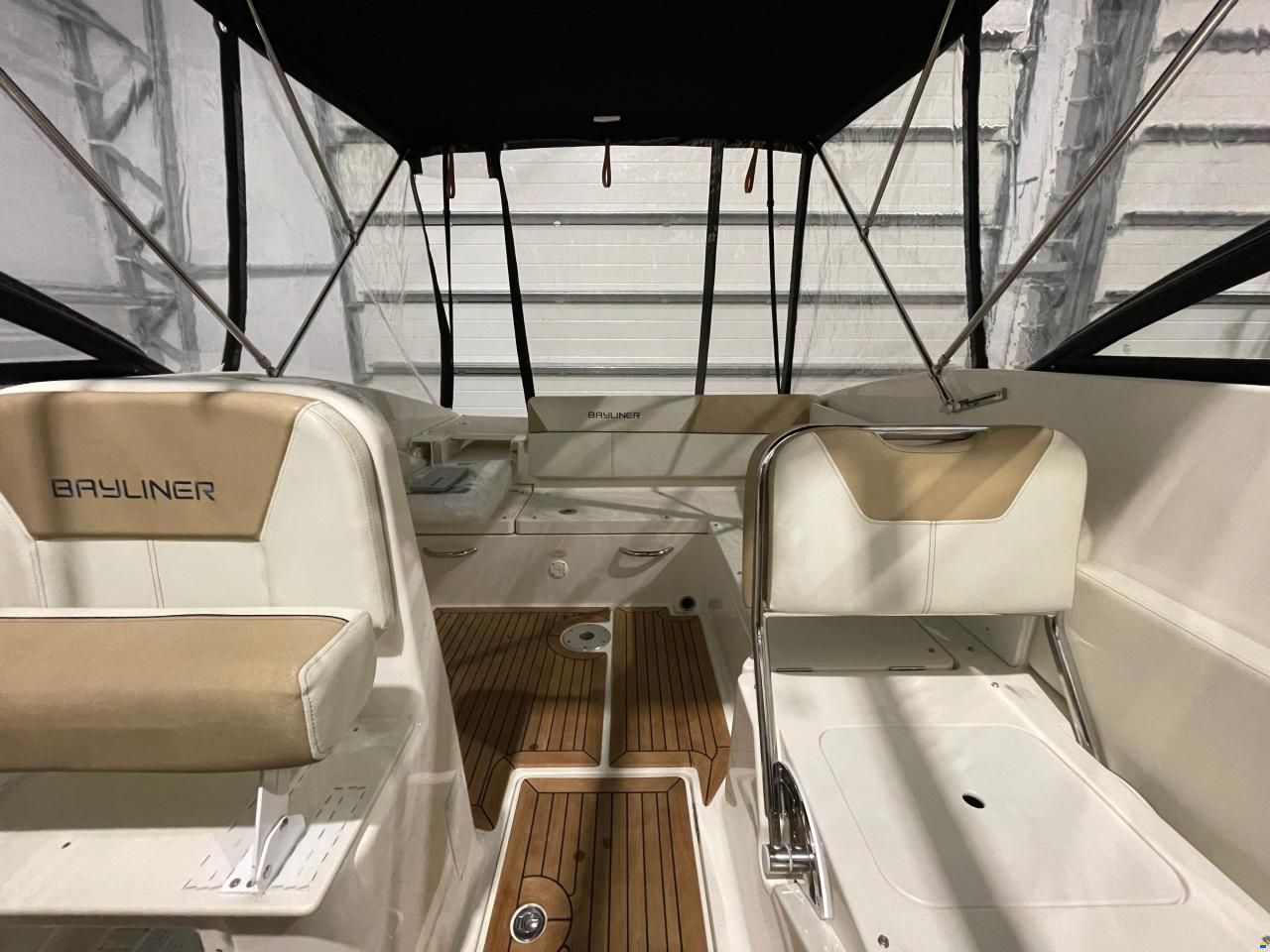 Bayliner 742 R Cuddy