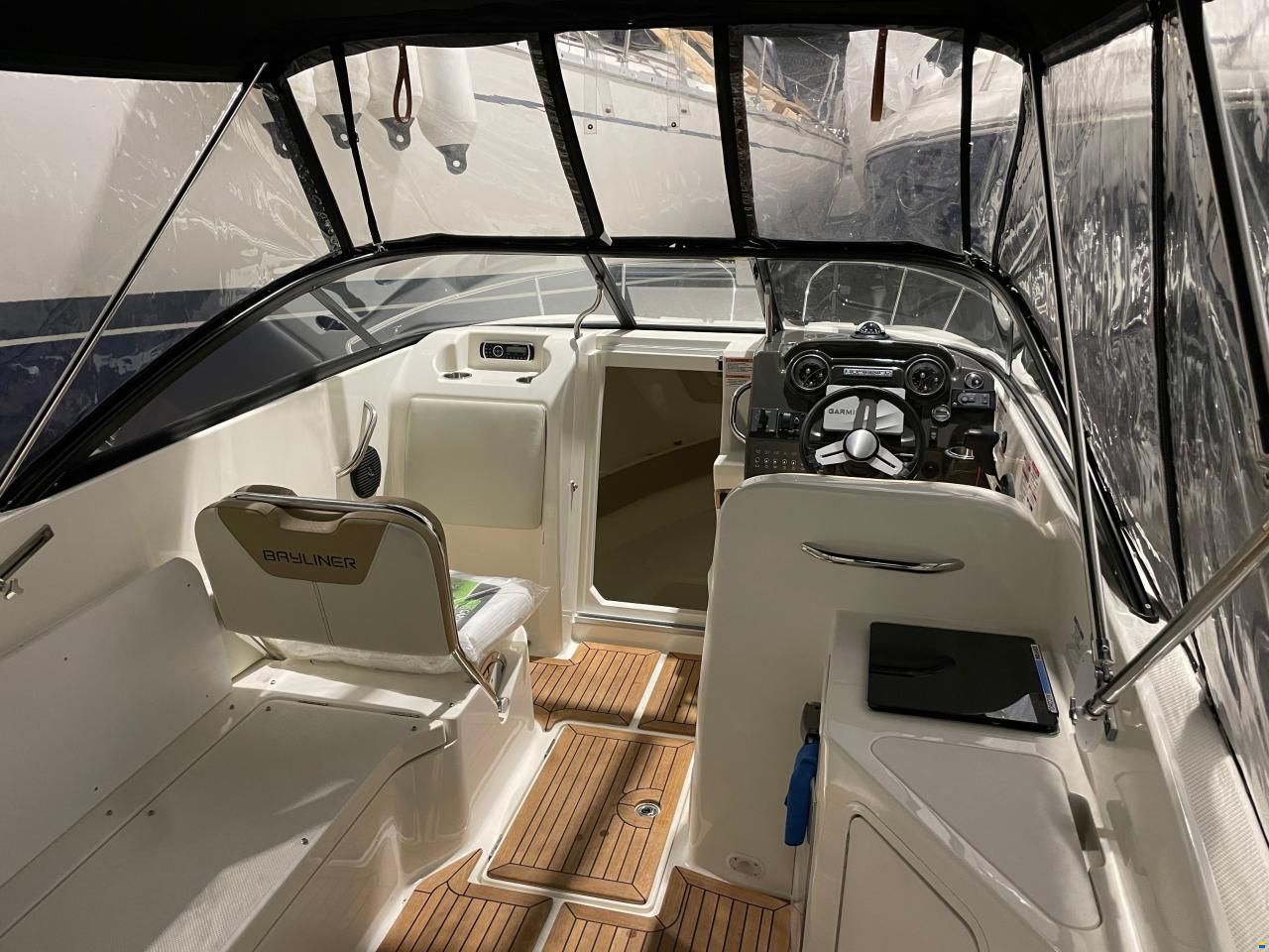Bayliner 742 R Cuddy
