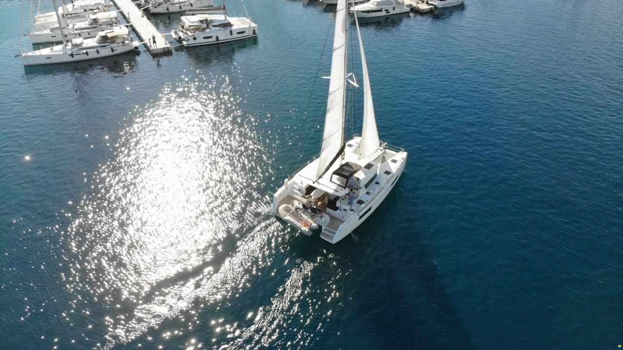 Lagoon 40