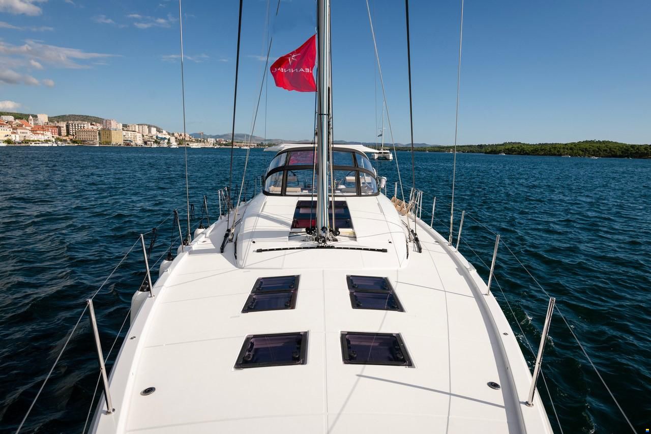 Jeanneau 60