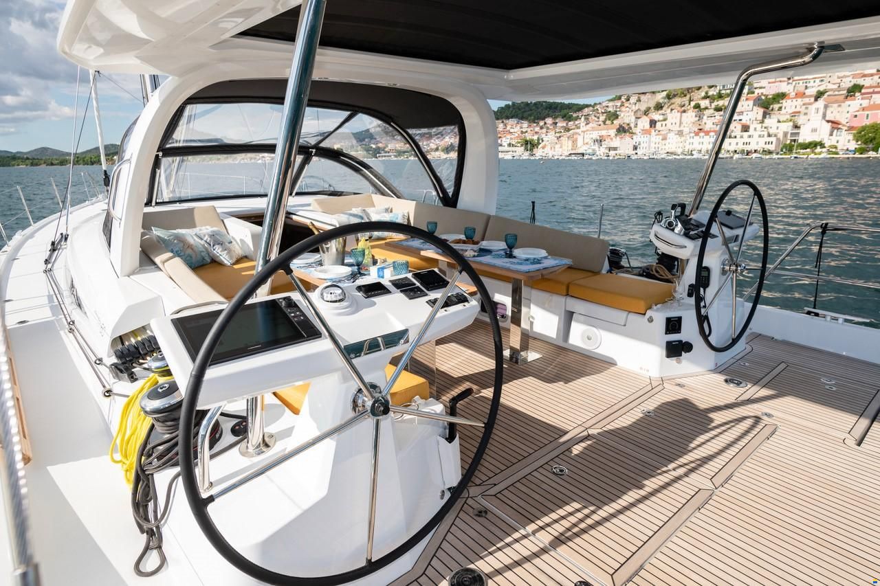 Jeanneau 60