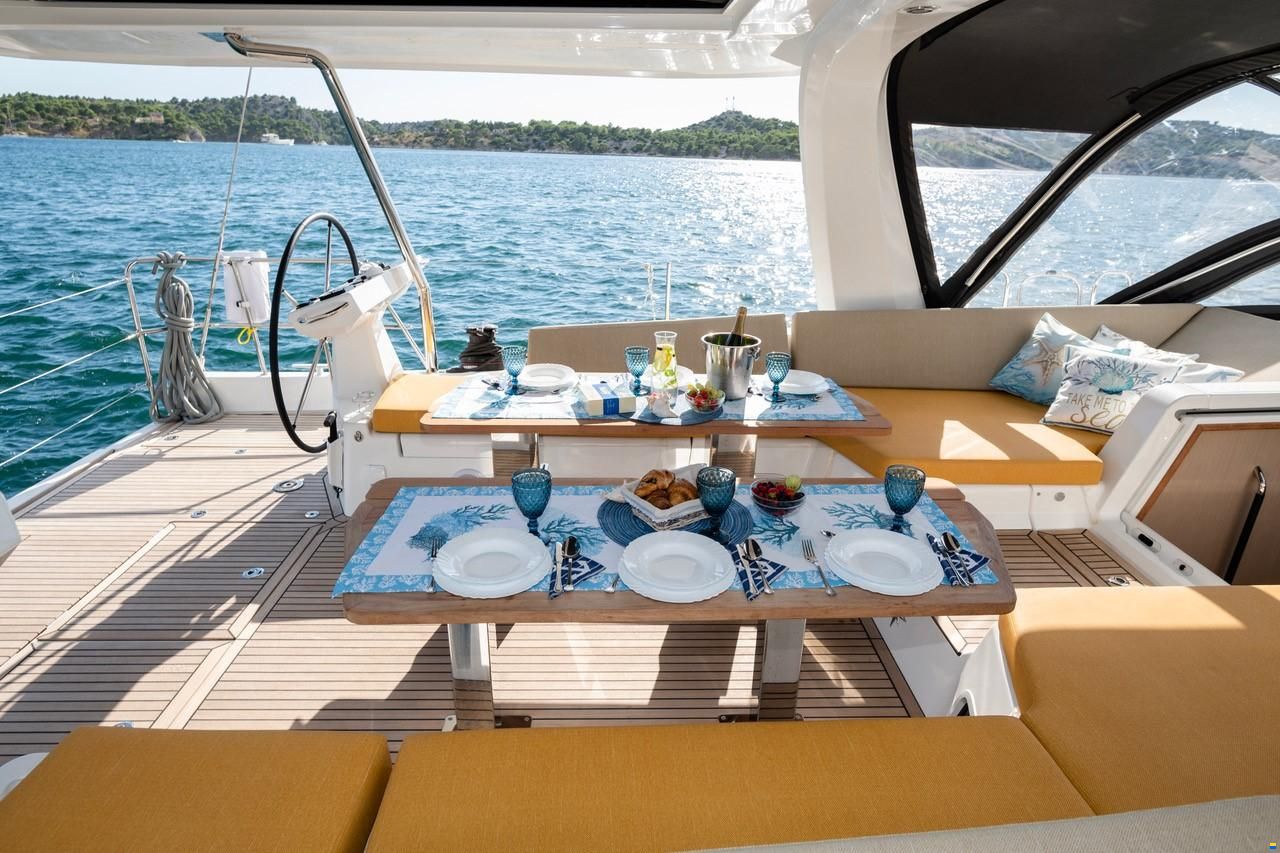 Jeanneau 60
