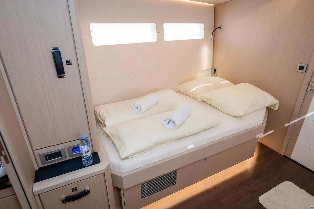 Jeanneau 60
