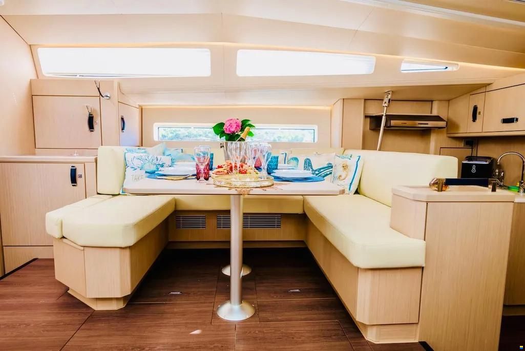 Jeanneau 60
