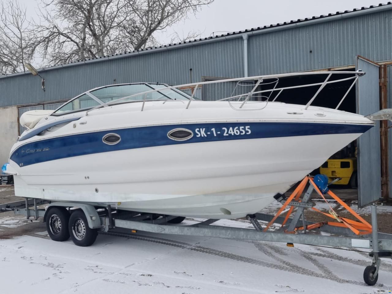 Crownline 250 Cruiser