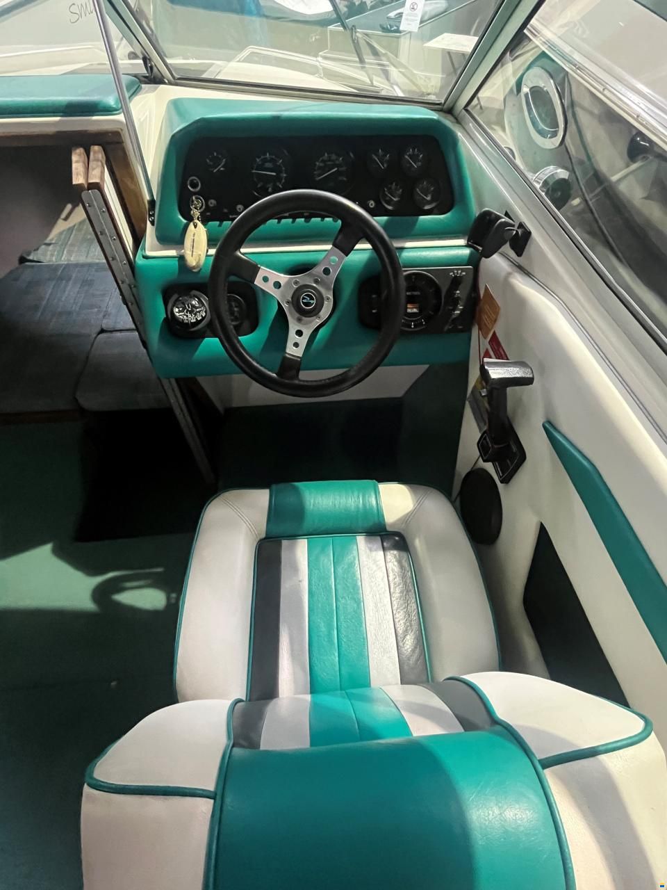 Sea Ray 200 CC