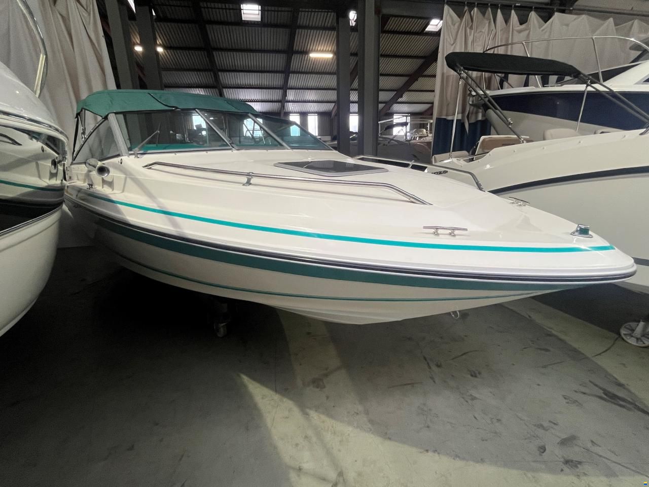 Sea Ray 200 CC