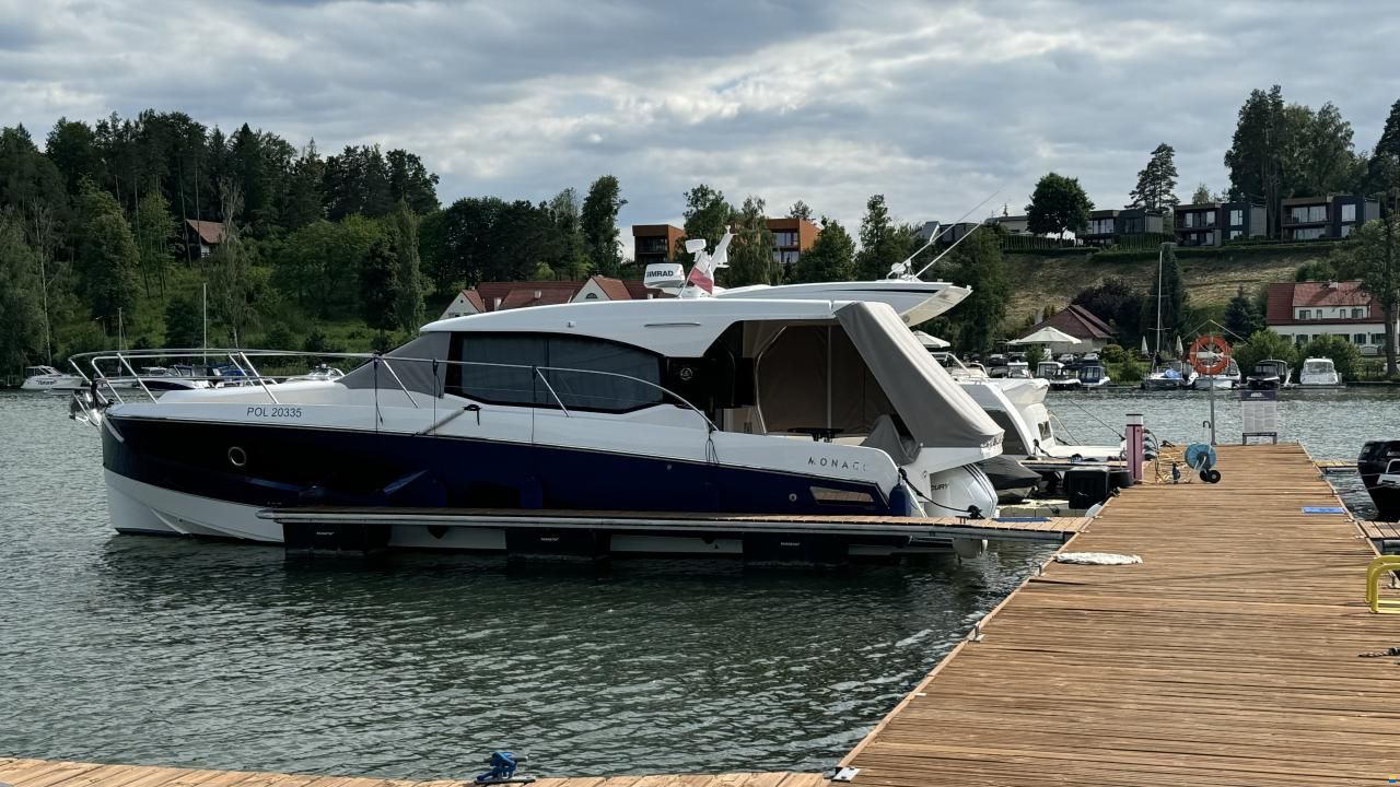Parker Monaco 110
