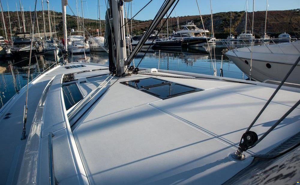 Beneteau Oceanis 51.1