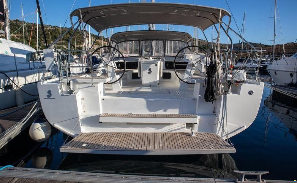 Beneteau Oceanis 51.1