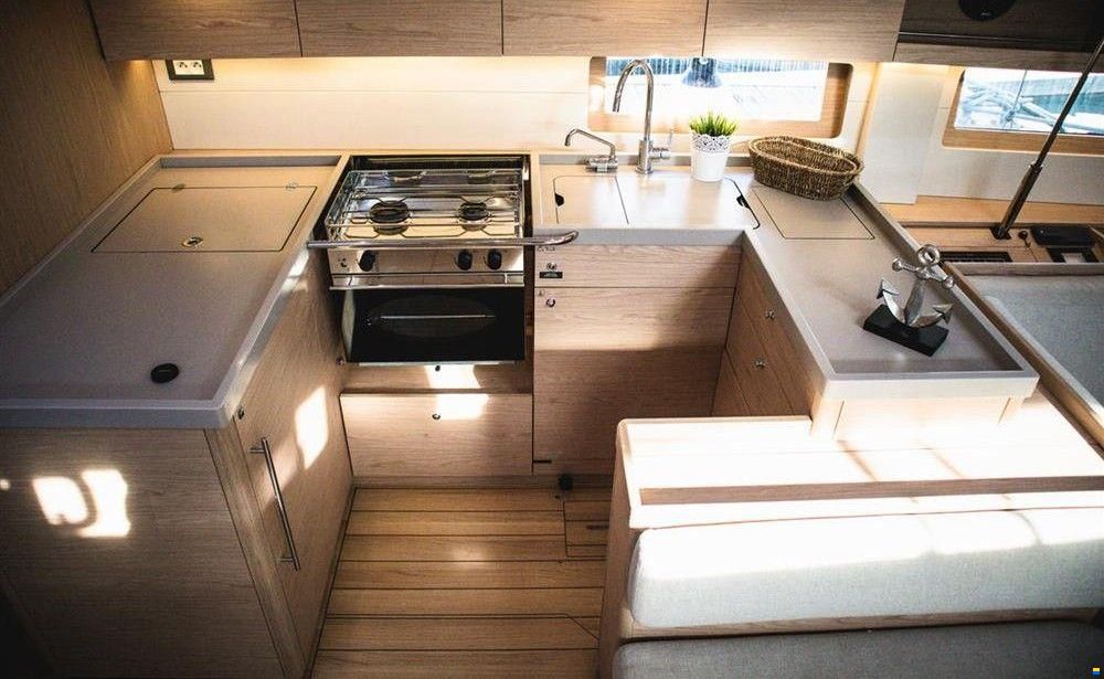 Beneteau Oceanis 51.1