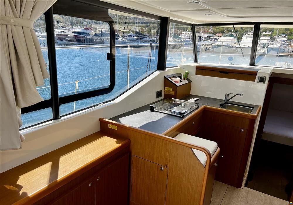 Beneteau Swift Trawler 35